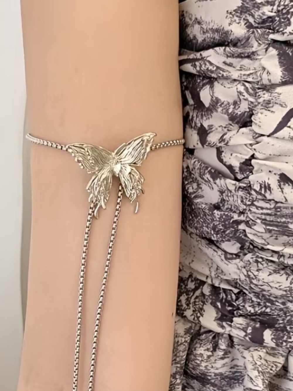 3 in 1 Vintage Adjustable Silver Butterfly Choker Necklace, Bracelet, Body Chain - Picture 5 of 11